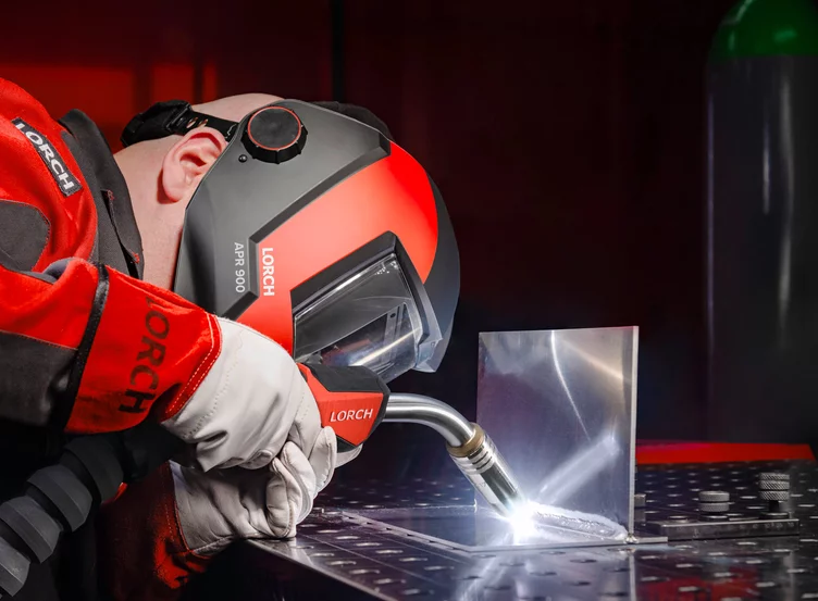 Manual welding torches